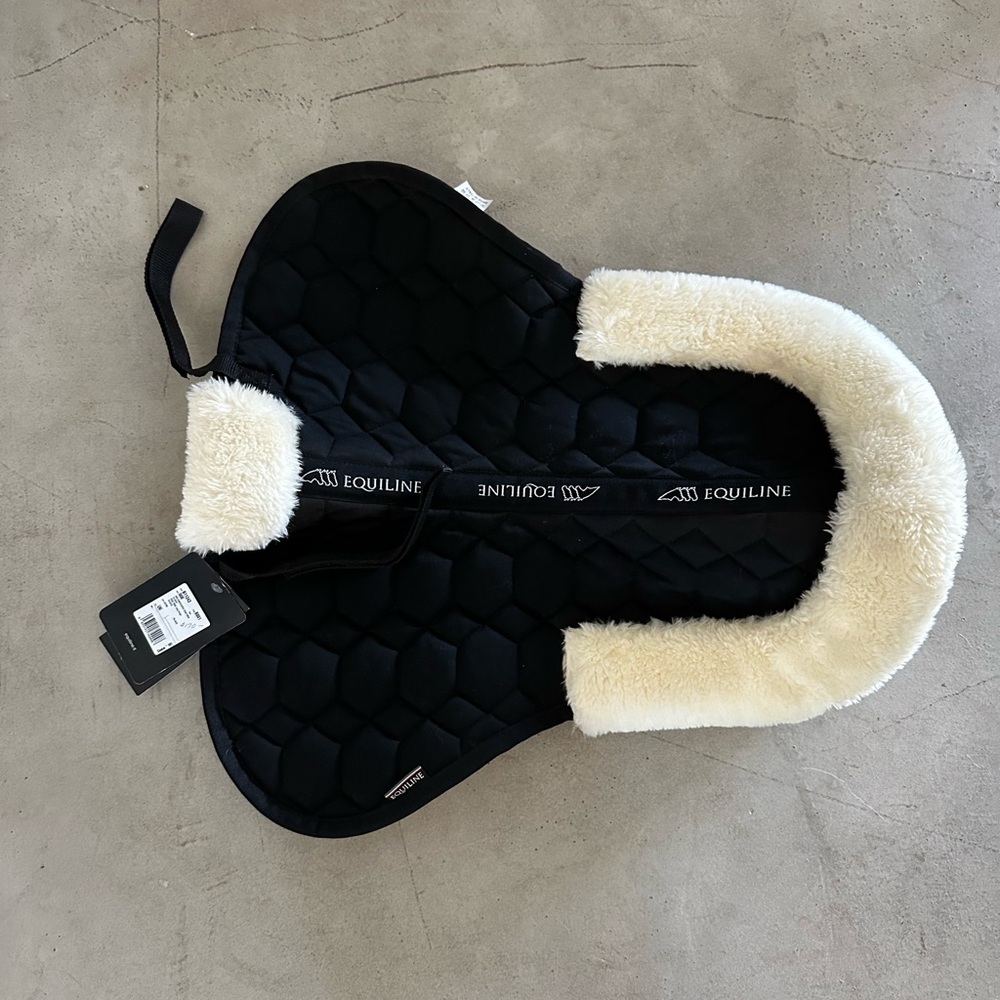 Equiline half pad